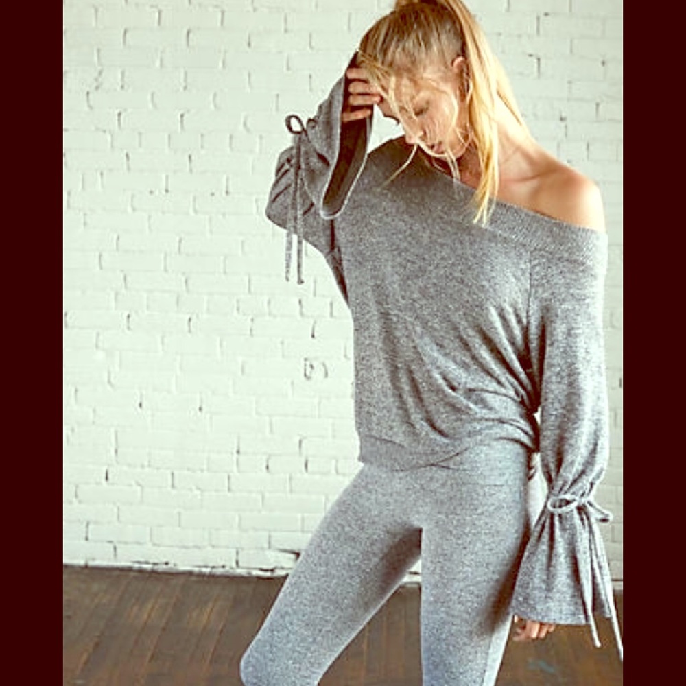 Express bell sleeve sweatshirt
